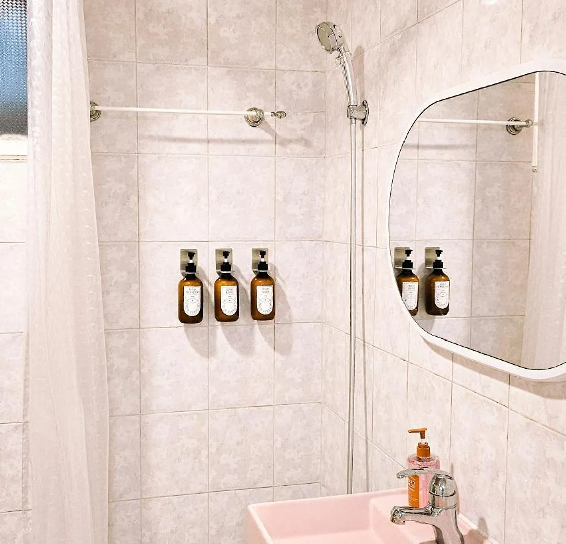 Honey Sleep Room - 2Br Cosy House At Jamsil, Freeparking Seoul 0*,  South Korea
